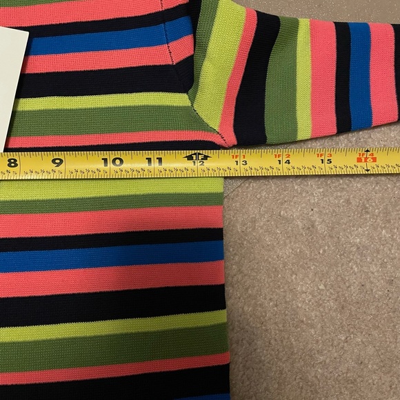 grlfrnd crop top - Picture 3 of 5